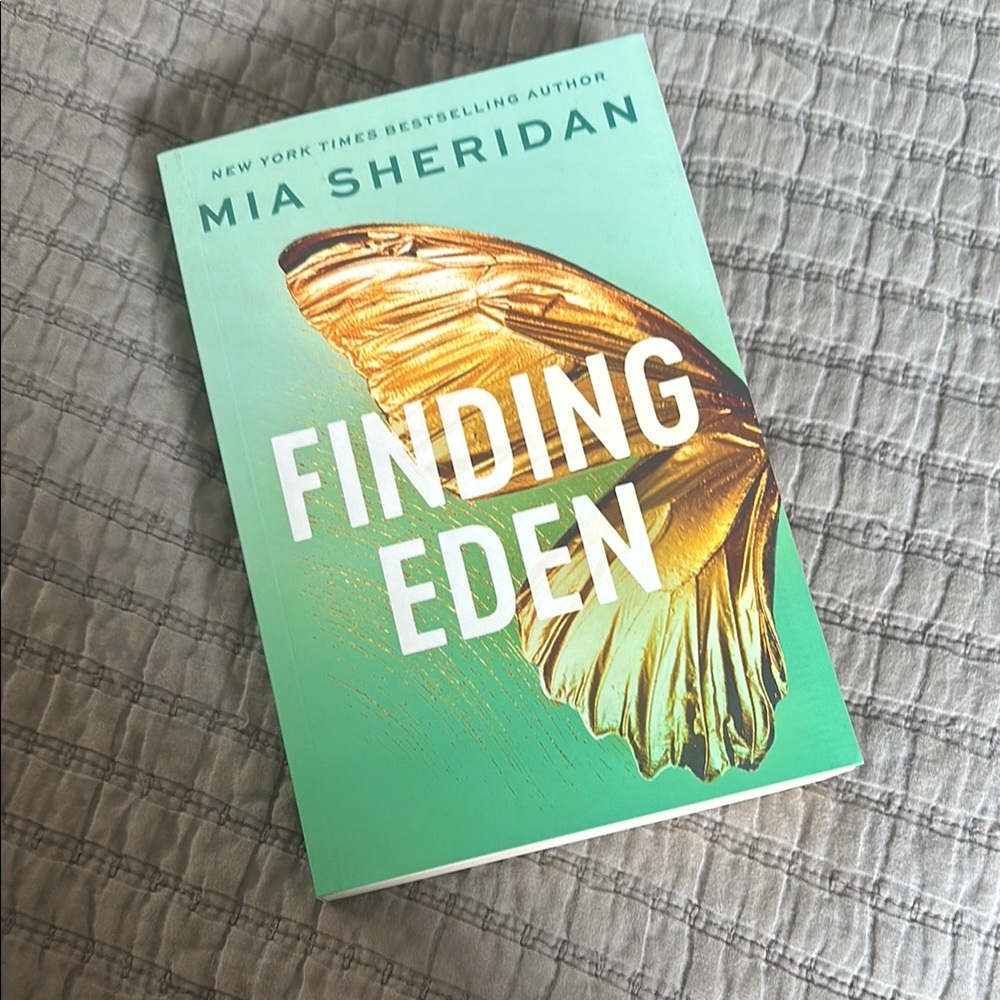 Mia Sheridan Book